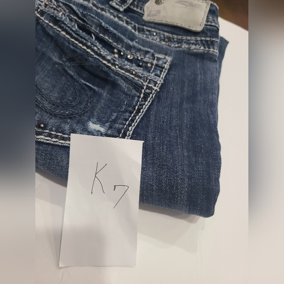 Silver Jeans Aiko Bootcut  Stylish Blue Distressed Women's Jeans Sz.31/33 - Picture 11 of 11